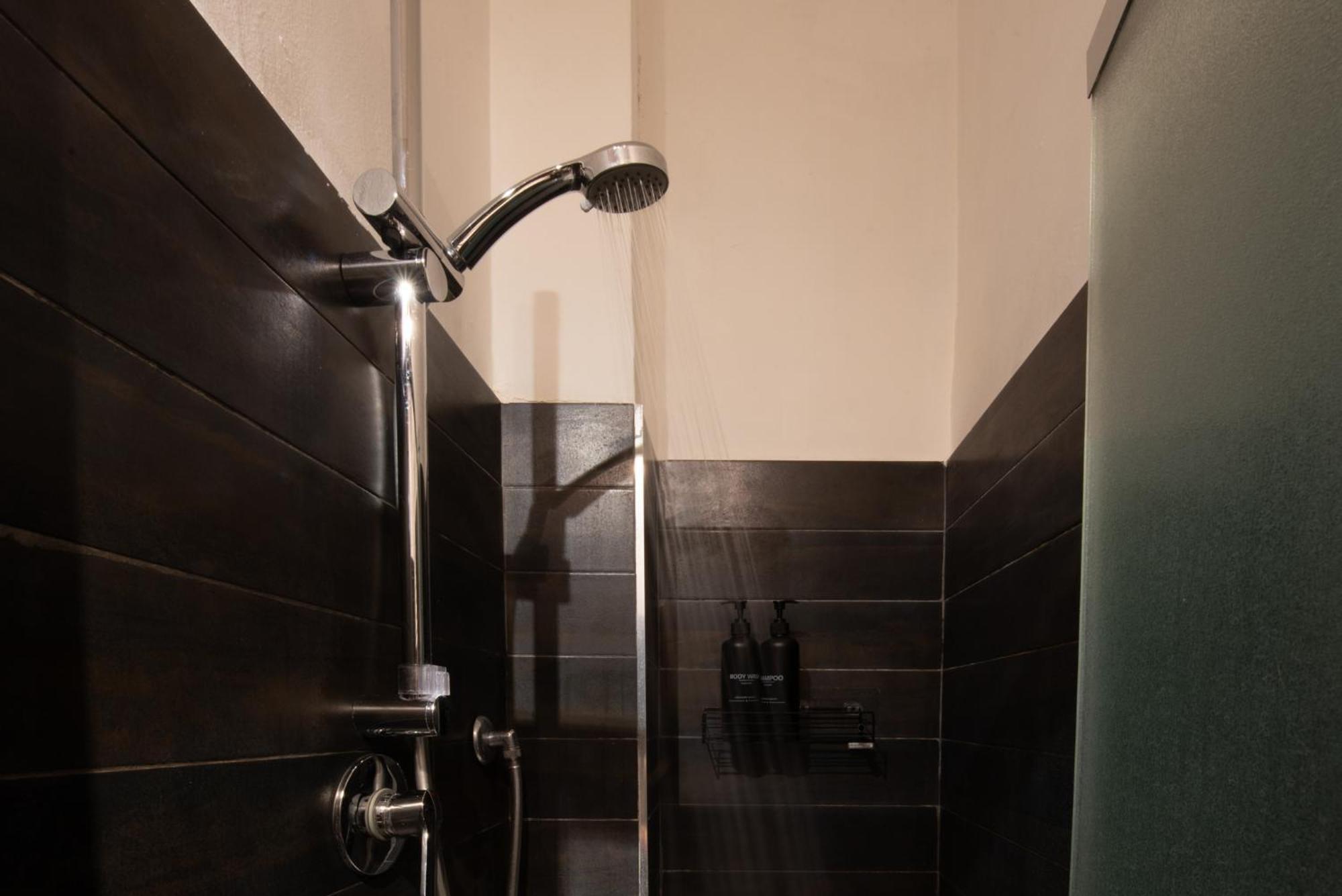 Old Town Experience Apartment Генуа Екстериор снимка